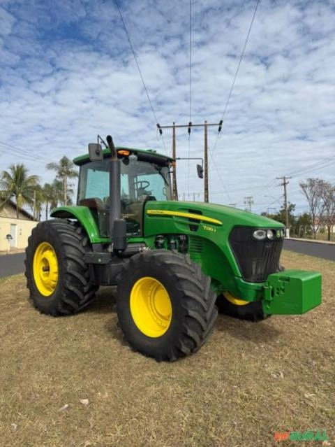 Trator John Deere 7230J (4x4) 230cv - Ano 2022 Imagem Trator John Deere 7230J (4x4) 230cv - Ano 2022