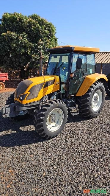 Trator Valtra A800R (4x4) 80cv   - Ano 2021 Imagem Trator Valtra A800R (4x4) 80cv   - Ano 2021