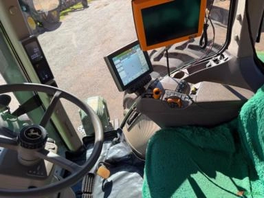 Imagem Trator John Deere 8295R (4x4) 295cv  - Ano 2021 Imagem Trator John Deere 8295R (4x4) 295cv  - Ano 2021