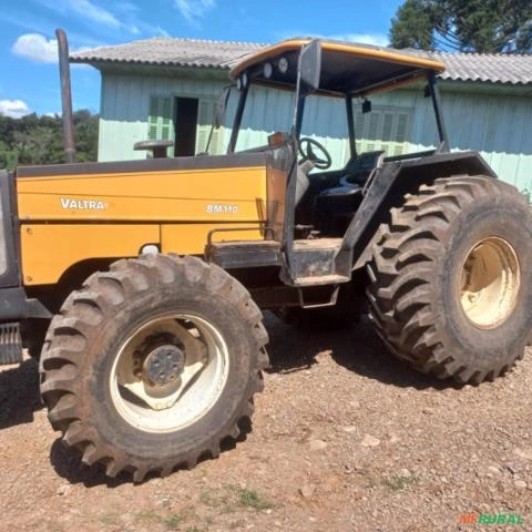 Trator Valtra BM110 (4x4) 110cv - Ano 2005 Imagem Trator Valtra BM110 (4x4) 110cv - Ano 2005
