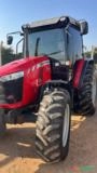 Trator Massey Ferguson 6711 (4x4) 115cv - Ano 2017/18 Imagem Trator Massey Ferguson 6711 (4x4) 115cv - Ano 2017/18