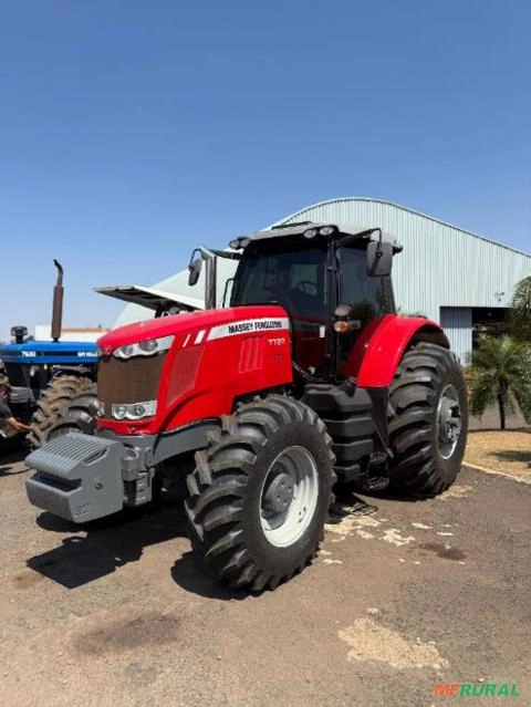 Trator Massey Ferguson 7722 (4x4) 240cv - Ano 2017 Imagem Trator Massey Ferguson 7722 (4x4) 240cv - Ano 2017