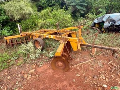 Grade Intermediária - Marca: TATU - Disco 28x28 245mm Imagem Grade Intermediária - Marca: TATU - Disco 28x28 245mm