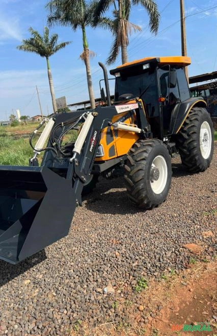 Trator Valtra BM100 (4x4) 100cv - Ano 2016 Imagem Trator Valtra BM100 (4x4) 100cv - Ano 2016