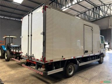 Imagem Caminhão Ford - Modelo: Cargo 816S - Ano 2013 Imagem Caminhão Ford - Modelo: Cargo 816S - Ano 2013