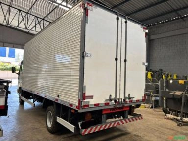 Imagem Caminhão Ford - Modelo: Cargo 816S - Ano 2013 Imagem Caminhão Ford - Modelo: Cargo 816S - Ano 2013