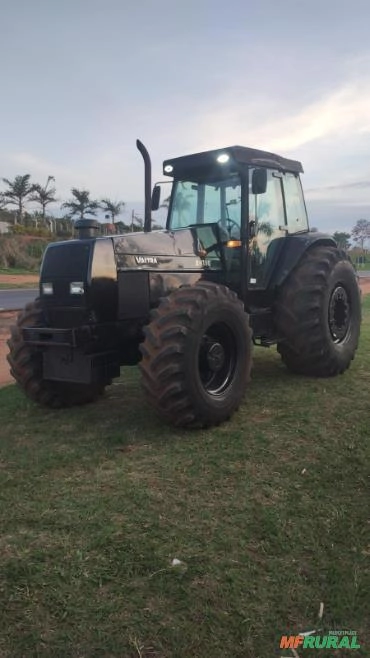 Vende-se Valtra BH180 (4x4) 180cv - Ano 2006 Imagem Vende-se Valtra BH180 (4x4) 180cv - Ano 2006