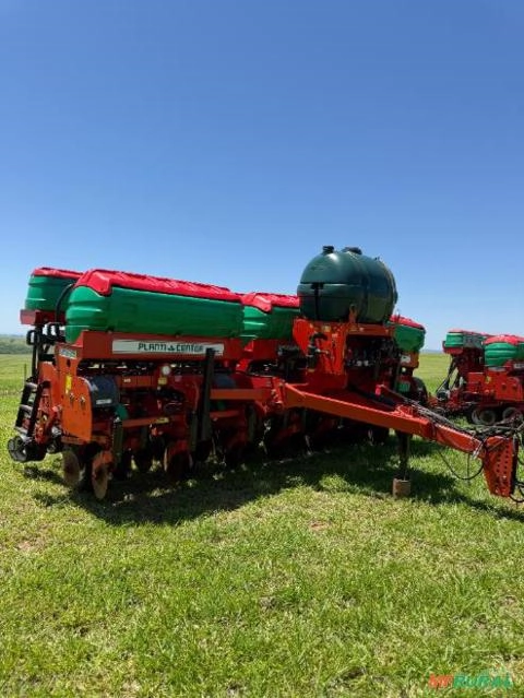 Plantadeira PlantiCenter Big Farm (G6) - Ano 2022 Imagem Plantadeira PlantiCenter Big Farm (G6) - Ano 2022