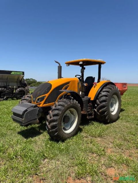 Trator Valtra A124 (4x4) 125cv - Ano 2023 Imagem Trator Valtra A124 (4x4) 125cv - Ano 2023