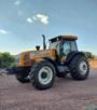 Trator Valtra BH145 (4x4) 145cv - Ano 2008 Imagem Trator Valtra BH145 (4x4) 145cv - Ano 2008