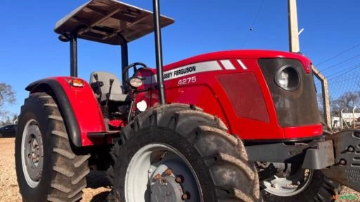 Trator Massey Ferguson 4275 (4x4) 75cv - Ano 2014 Imagem Trator Massey Ferguson 4275 (4x4) 75cv - Ano 2014