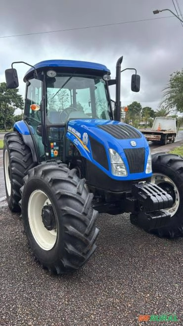 Trator New Holland TL5.100 (4x4) 100cv - Ano 2022 Imagem Trator New Holland TL5.100 (4x4) 100cv - Ano 2022