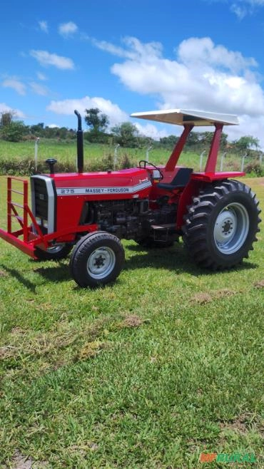 Trator Massey Ferguson 275 (4x4) 75cv - Ano 1980 Imagem Trator Massey Ferguson 275 (4x4) 75cv - Ano 1980