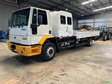 Caminhão Ford - Modelo: Cargo 1717E - Ano 2011 Imagem Caminhão Ford - Modelo: Cargo 1717E - Ano 2011