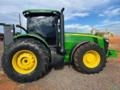 Trator John Deere 8260R (4x4) 260cv - Ano 2014 Imagem Trator John Deere 8260R (4x4) 260cv - Ano 2014