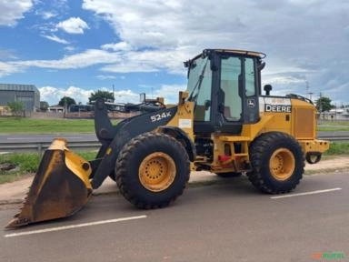 Pá Carregadeira John Deere - Modelo: 524K - Ano 2015 Imagem Pá Carregadeira John Deere - Modelo: 524K - Ano 2015