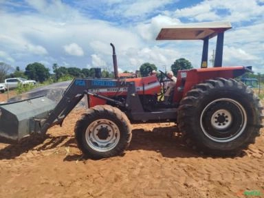Trator Massey Ferguson 275 (4x4) 75cv - Ano 1994 Imagem Trator Massey Ferguson 275 (4x4) 75cv - Ano 1994