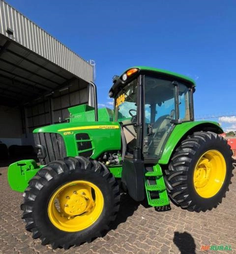 Trator John Deere 6115J (4x4) 115cv - Ano 2024 Imagem Trator John Deere 6115J (4x4) 115cv - Ano 2024