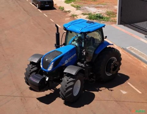 Trator New Holland T7.240 (4x4) 197cv - Ano 2021 Imagem Trator New Holland T7.240 (4x4) 197cv - Ano 2021