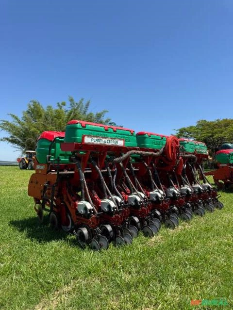 Vende-se Plantadeira PlantiCenter Big Farm (G5) - Ano 2021 Imagem Vende-se Plantadeira PlantiCenter Big Farm (G5) - Ano 2021