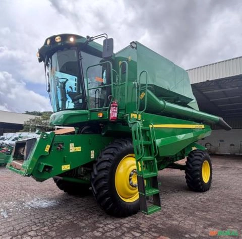 Colheitadeira John Deere - Modelo: S430 - Ano 2021 Imagem Colheitadeira John Deere - Modelo: S430 - Ano 2021