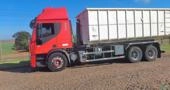 Caminhão IVECO Tector 240E28 Ano 2013 Imagem Caminhão IVECO Tector 240E28 Ano 2013