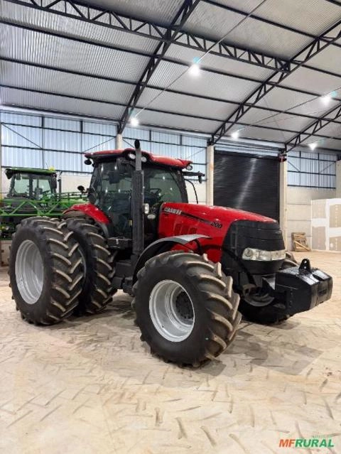 Trator Case IH Puma 200 (4x4) 200cv Ano 2023 Imagem Trator Case IH Puma 200 (4x4) 200cv Ano 2023