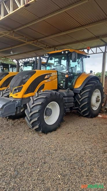 Vende-se Valtra T230 CVT (4x4) 230cv - Ano 2024 Imagem Vende-se Valtra T230 CVT (4x4) 230cv - Ano 2024