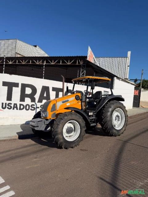 Trator Valtra Valmet BM 100 (4x4) 100cv Ano 2012 Imagem Trator Valtra Valmet BM 100 (4x4) 100cv Ano 2012