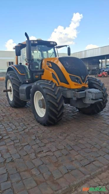 Trator Valtra Valmet BH 194 HiTech (4x4) 195cv Ano 2021 Imagem Trator Valtra Valmet BH 194 HiTech (4x4) 195cv Ano 2021