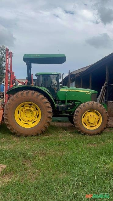 Vende-se John Deere 5075E (4x4) 75cv - Ano 2017 Imagem Vende-se John Deere 5075E (4x4) 75cv - Ano 2017