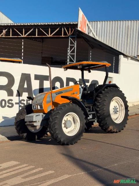 Trator Valtra Valmet A950 (4x4) 95cv Ano 2011 Imagem Trator Valtra Valmet A950 (4x4) 95cv Ano 2011