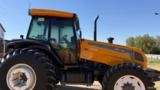 Vende-se Valtra BH145 4x4) 145cv - Ano 2012 Imagem Vende-se Valtra BH145 4x4) 145cv - Ano 2012