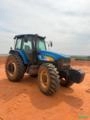 Trator New Holland TM 7040 (4x4) 180cv - Ano 2013 Imagem Trator New Holland TM 7040 (4x4) 180cv - Ano 2013