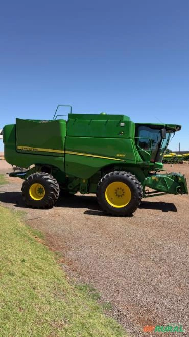 Colheitadeira John Deere S550 4x4 Ano 2023 Imagem Colheitadeira John Deere S550 4x4 Ano 2023