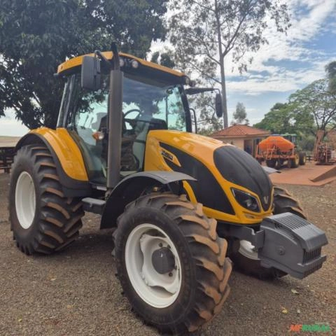 Vende-se Valtra A124 HiTech (4x4) 125cv - Ano 2022 Imagem Vende-se Valtra A124 HiTech (4x4) 125cv - Ano 2022