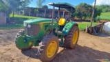 Trator John Deere 5078E (4x4) 78cv - Ano 2013 Imagem Trator John Deere 5078E (4x4) 78cv - Ano 2013