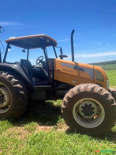 Trator Valtra BM100R (4x4) 100cv - Ano 2018 Imagem Trator Valtra BM100R (4x4) 100cv - Ano 2018