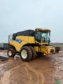 Colheitadeira New Holland CR 9060 Ano 2013 Imagem Colheitadeira New Holland CR 9060 Ano 2013