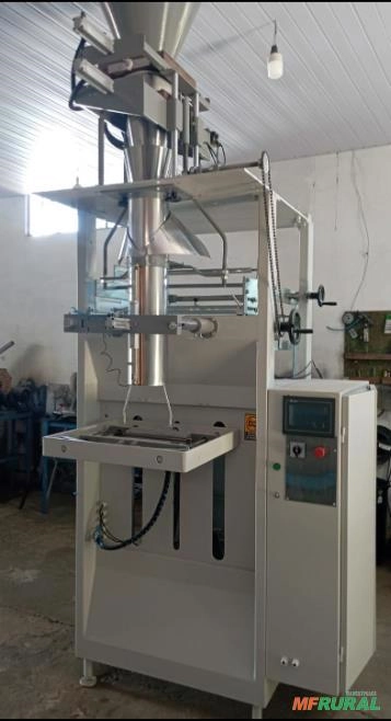 Empacotadora e enfardadora automatica Imagem Empacotadora e enfardadora automatica