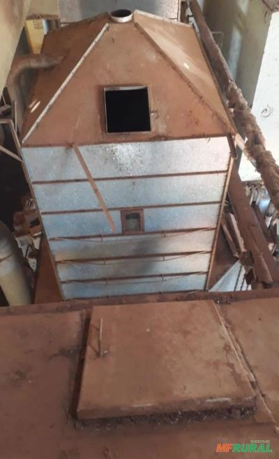 Pre-limpeza secador e silos Imagem Pre-limpeza secador e silos