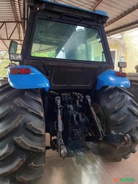 Trator New Holland TM 135 4x4 ano 02