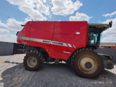 Colheitadeira Massey Ferguson 9795  2018