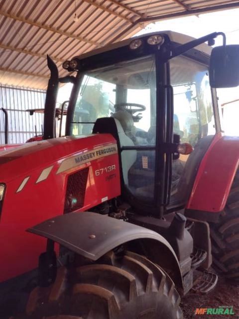 Trator Massey Ferguson 6713 4x4 ano 20 Imagem Trator Massey Ferguson 6713 4x4 ano 20