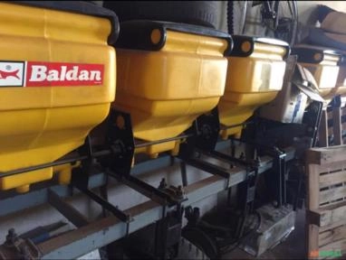 Imagem Cultivador Baldan 6 Caixas Imagem Cultivador Baldan 6 Caixas