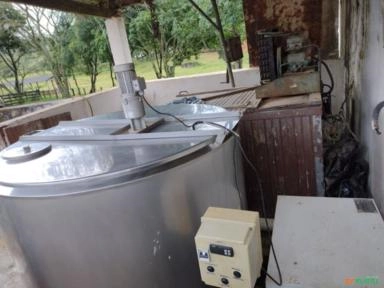 Imagem RESFRIADOR DE LEITE 1200 LITROS Imagem RESFRIADOR DE LEITE 1200 LITROS