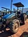Trator de Pneus New Holland TL 75E 4x4 - Lote 51 Imagem Trator de Pneus New Holland TL 75E 4x4 - Lote 51