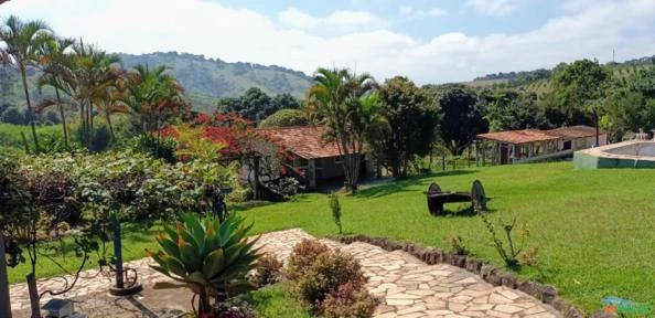 Fazenda para agricultura e fruticultura na Região de Belo Vale e Moeda em MG