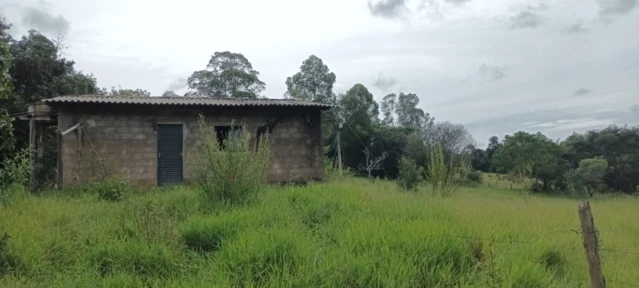 Fazenda para pecuária em Oliveira - MG