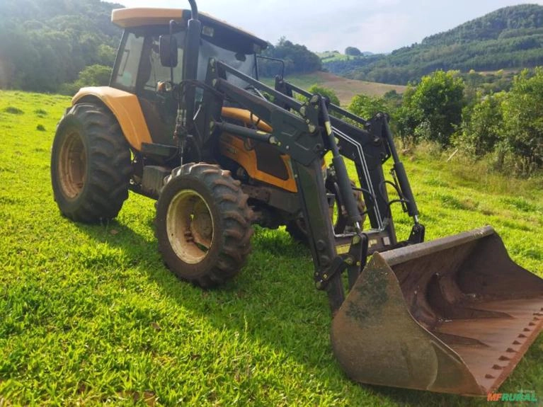 Trator Valtra/Valmet A 850 4x4 ano 17 Imagem Trator Valtra/Valmet A 850 4x4 ano 17